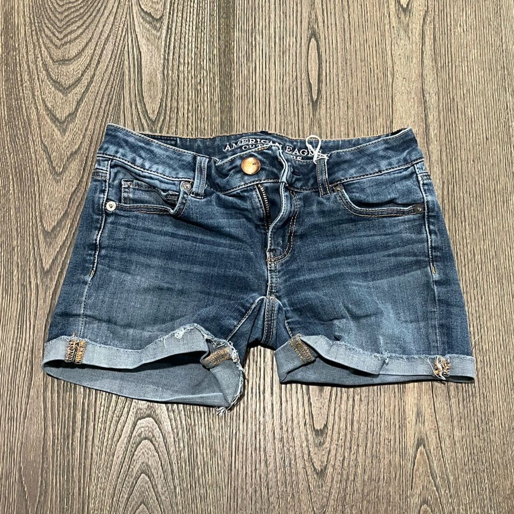 American Eagle Super Stretch Jean Shorts Roll Hem Whisker Denim Dark Wash Size 0